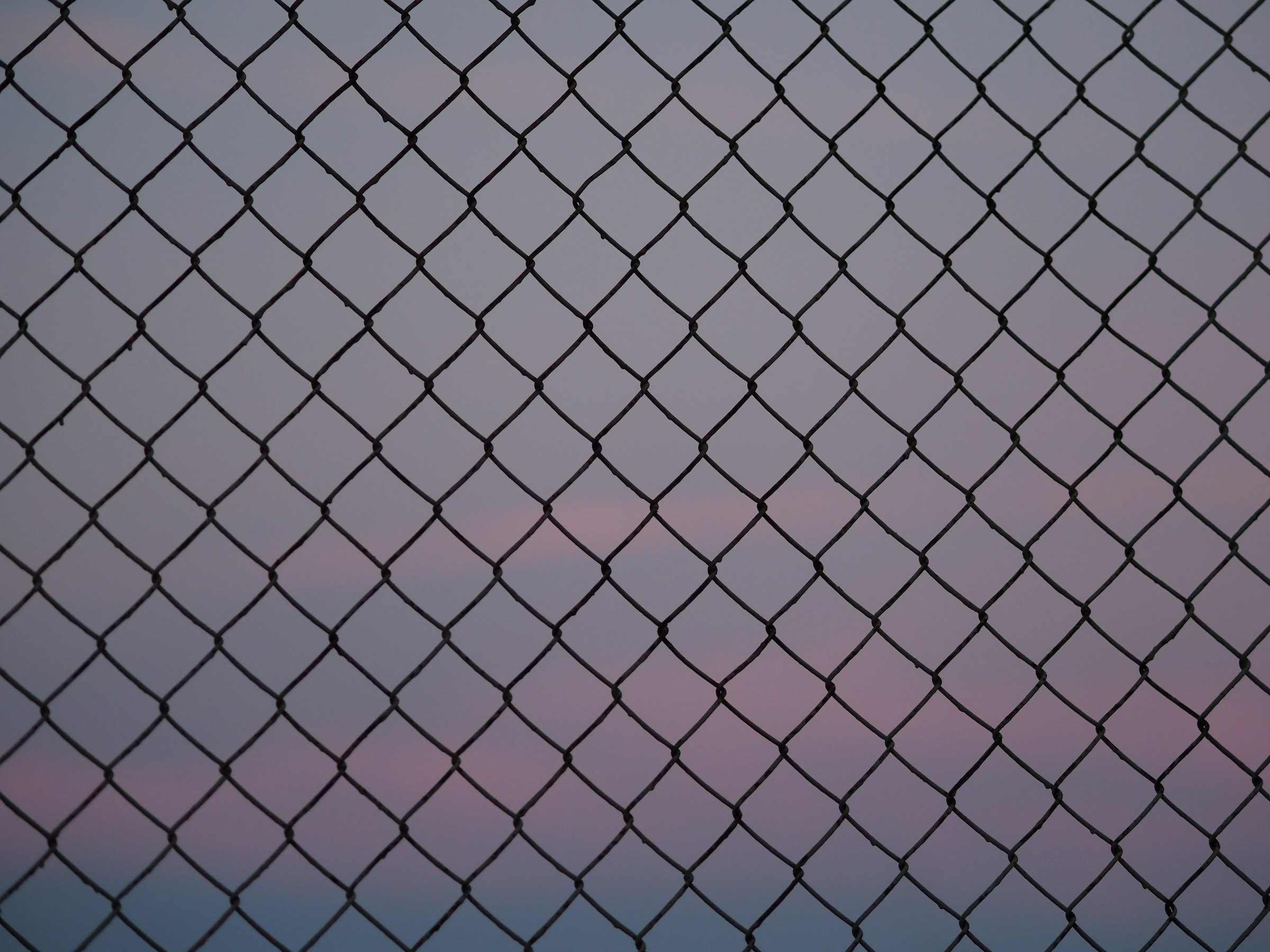 Claude inference hooks cannot see a screenshot